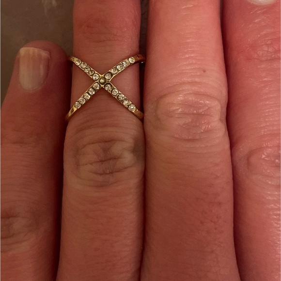 Bundle of two criss cross knuckle rings - Picture 7 of 9